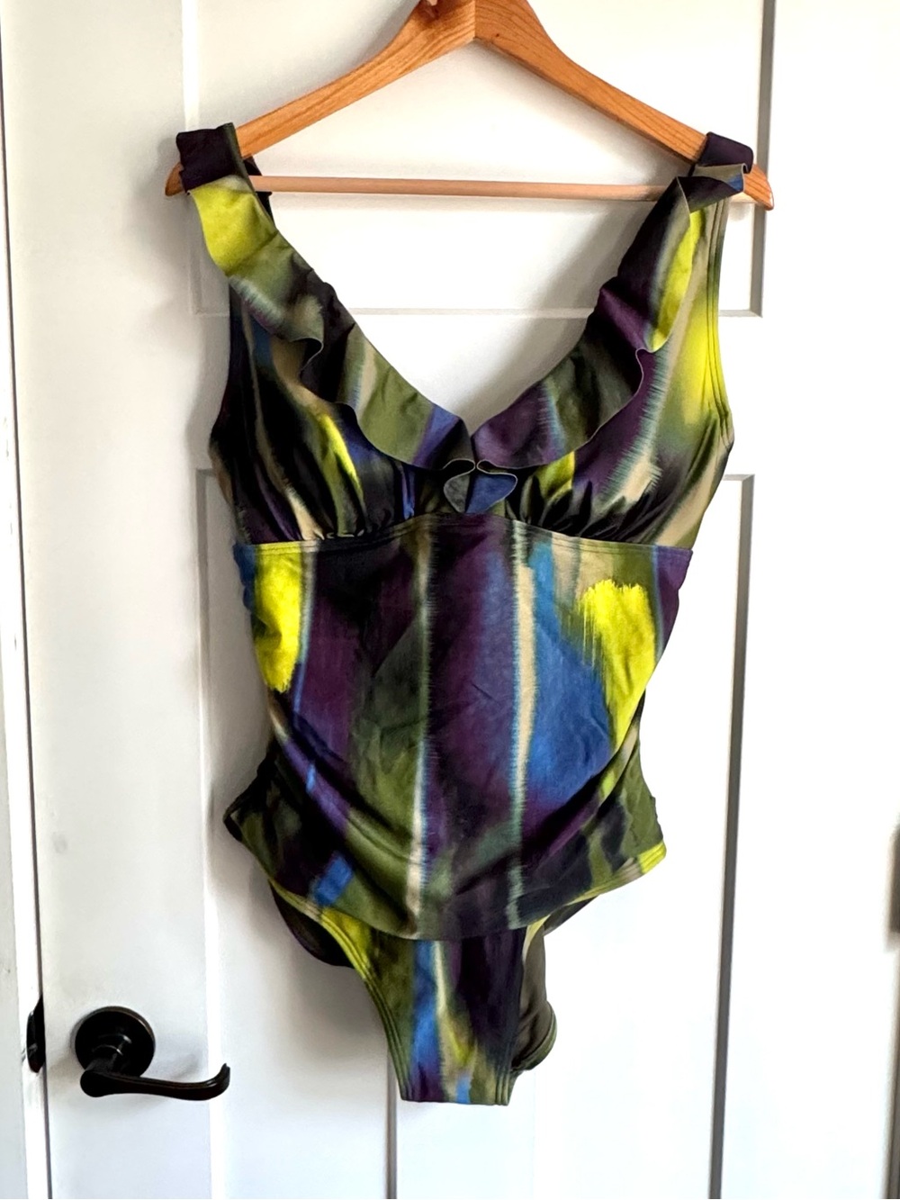 NWT DKNY Ruffle V-Neck One-Piece Swimsuit Bathing Suit Multicolor L - Picture 10 of 12